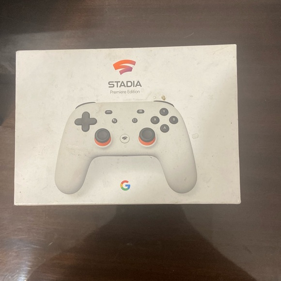 Google Stadia Premiere Edition Controller- Clearly White - Picture 1 of 7